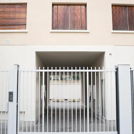 Apartmán Super Cozy Near The Andre Citroen Park